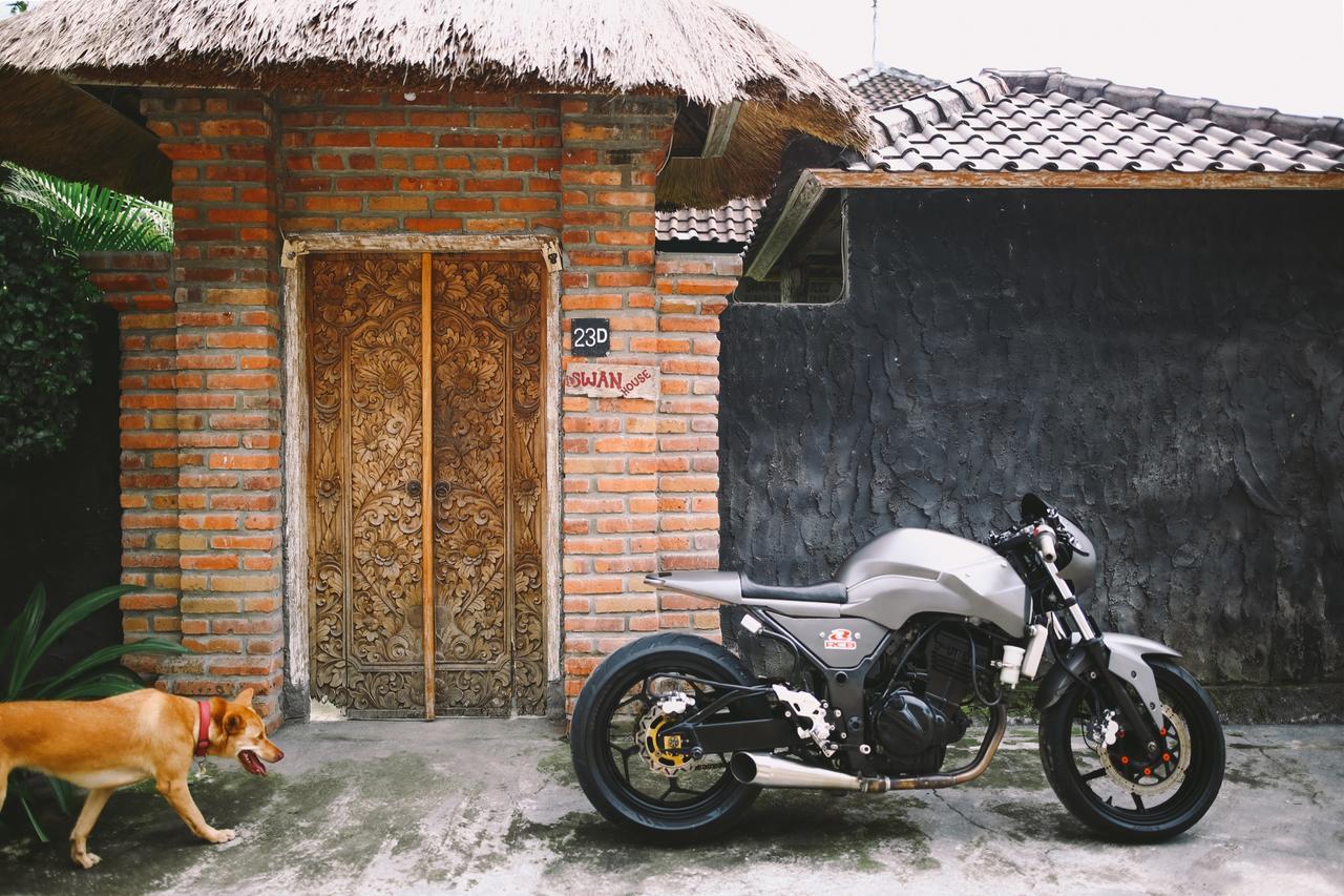 Swan House Canggu Hotel Exterior foto