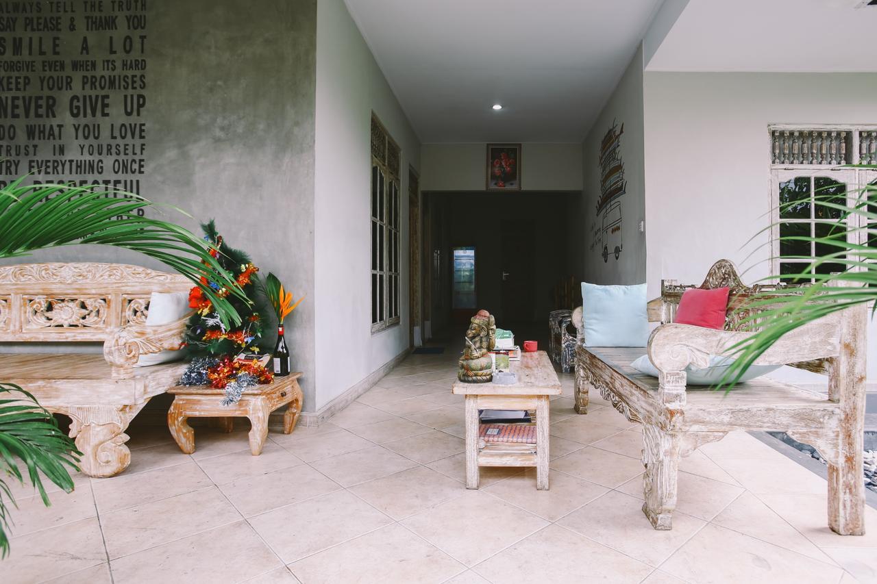 Swan House Canggu Hotel Exterior foto