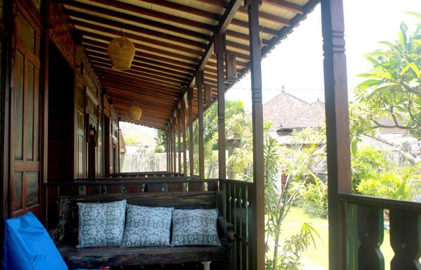 Swan House Canggu Hotel Exterior foto